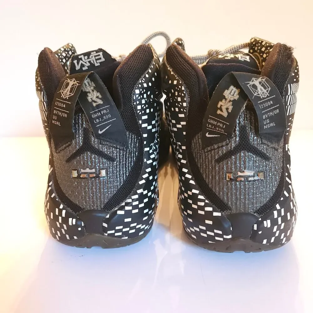 Nike LeBron 12 BHM GS 6.5Y Black Metallic Silver 726217-001 Basketball 2015